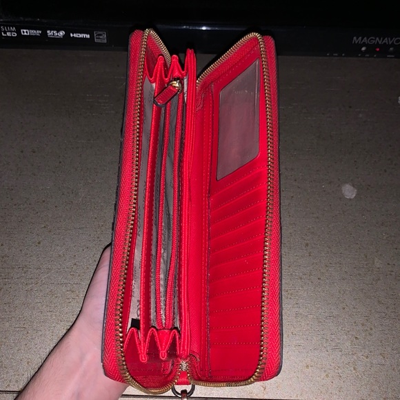 michael kors wallet for women | red and tan all over print - Picture 3 of 4